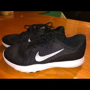 Never worn! Nike Training Flex TR 7
